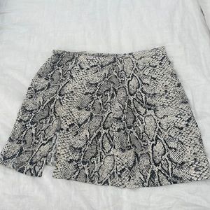 Reformation mini skirt